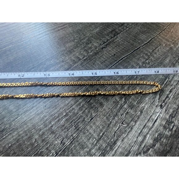 Monet Flat Miami Cuban 18" goldtone chain necklace Vintage signed - Picture 8 of 8